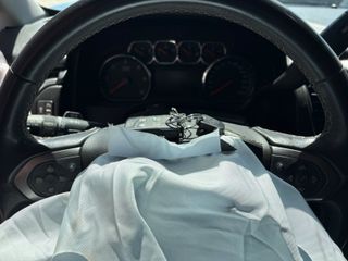 2018 Chevrolet Tahoe LT - Interior Steering Wheel With Keys Image